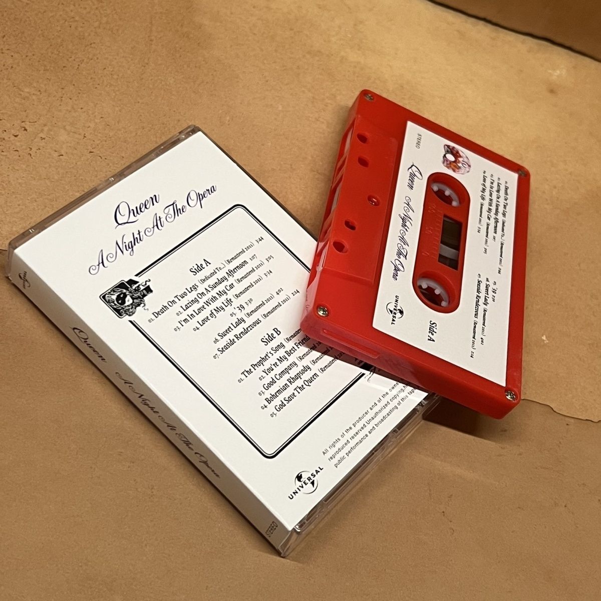 Red Cassette Tape Classic Rock - огляд і ціна Vintage And Collectible